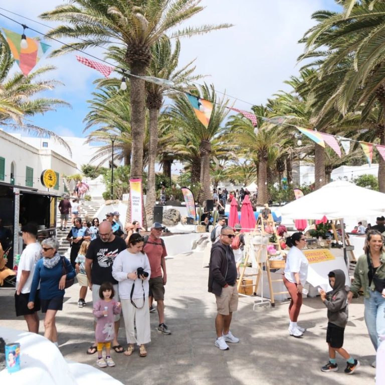 V Feria de Saldos y Oportunida de San Bartolomé (2)